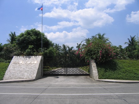 Coconut Palace Gates