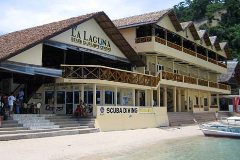 La Laguna Beach Club & Dive Center