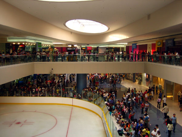 SM Mall of Asia Olympic size Ice Rink